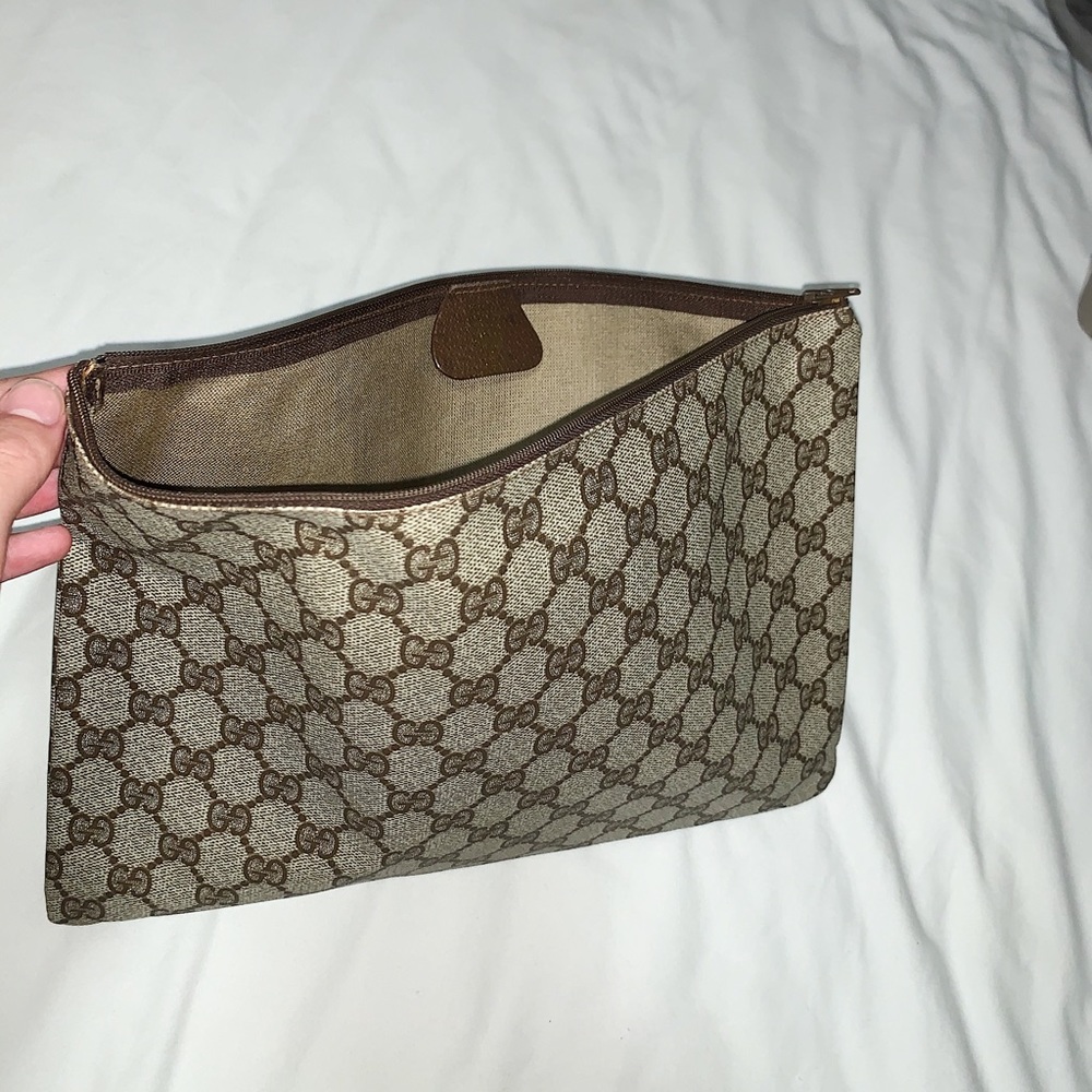 VINTAGE 80’s Gucci Clutch / Bag
